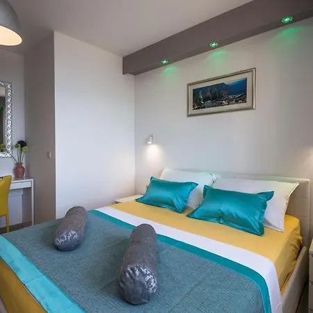 Apartment Grosse In Mit Terrasse Und Meerblick